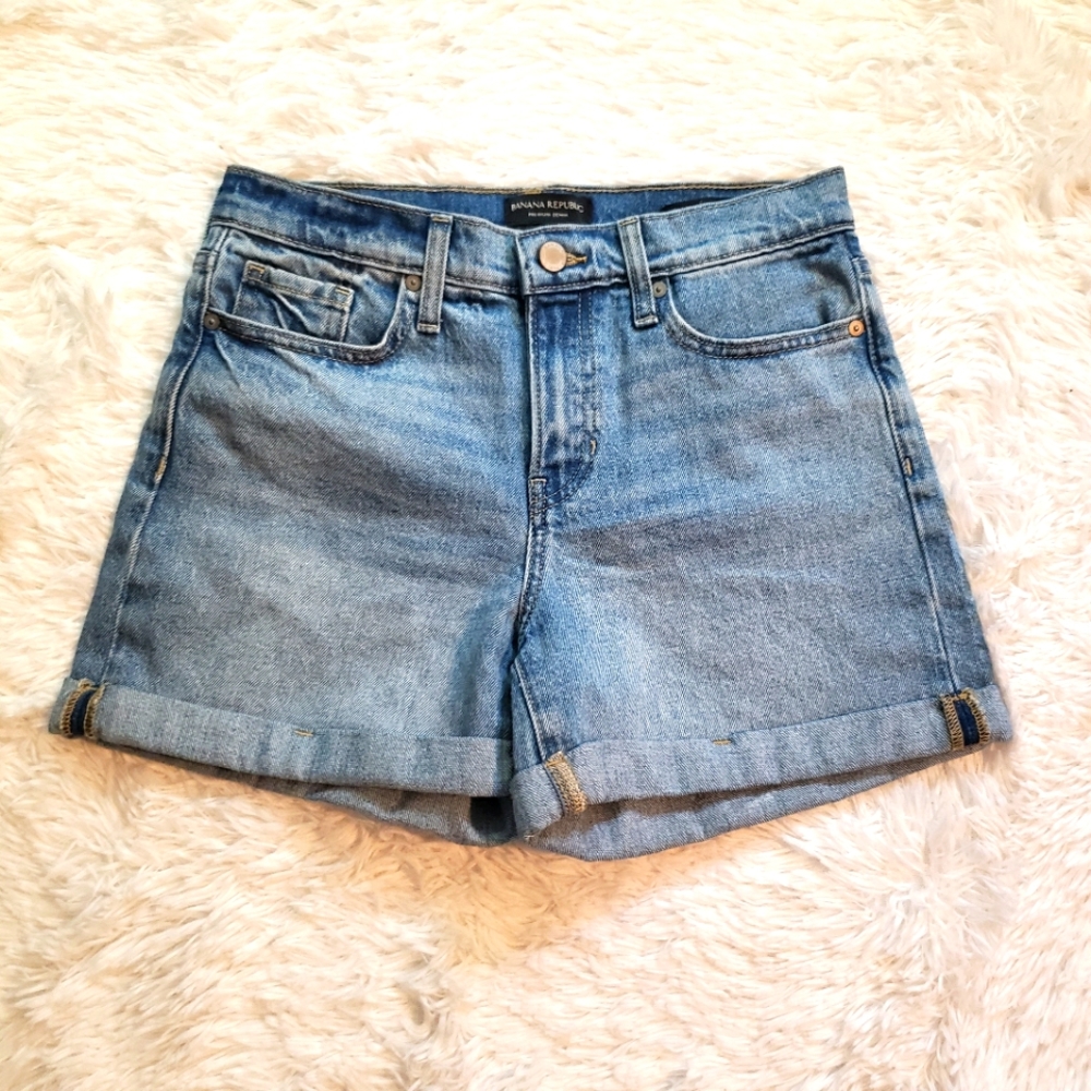 Banana Republic Women's High Rise Denim Shorts Size 26
